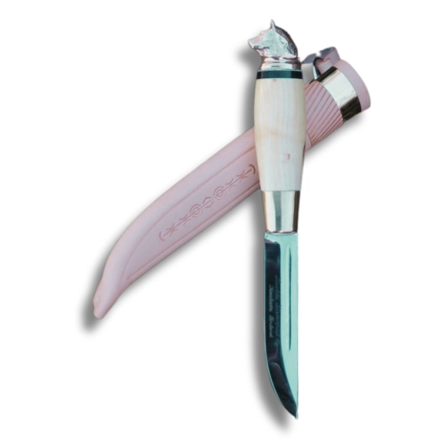 Iisakki Järvenpää Elkhound-kniv med skarp, slank stålklinge og ergonomisk formet træskaft i klassisk finsk jagtdesign.
